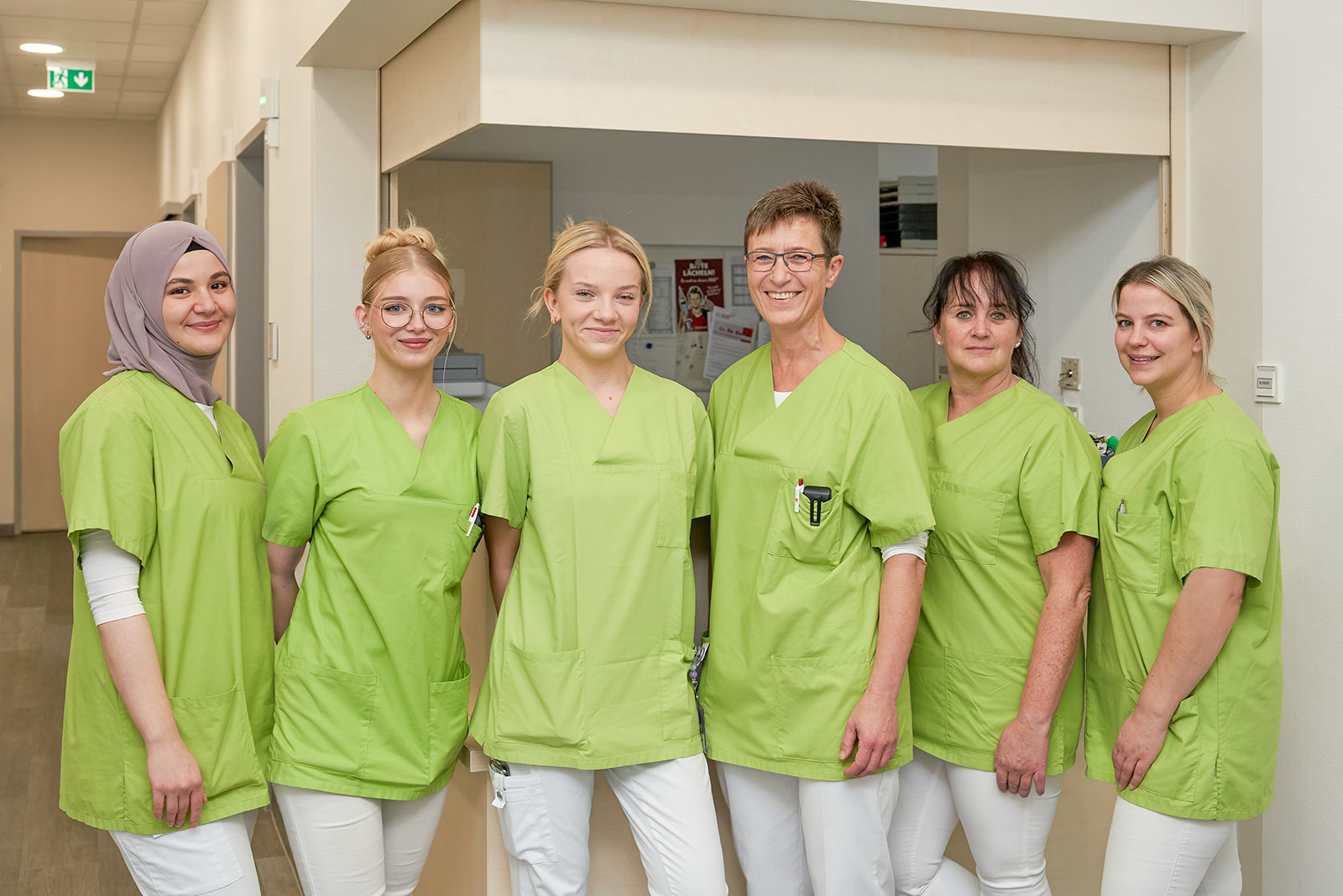 <h4>Akute Verletzung? Kommen Sie direkt zu uns, ohne Termin! Unsere Zentrale Notfallambulanz ist rund um die Uhr geöffnet.</h4>